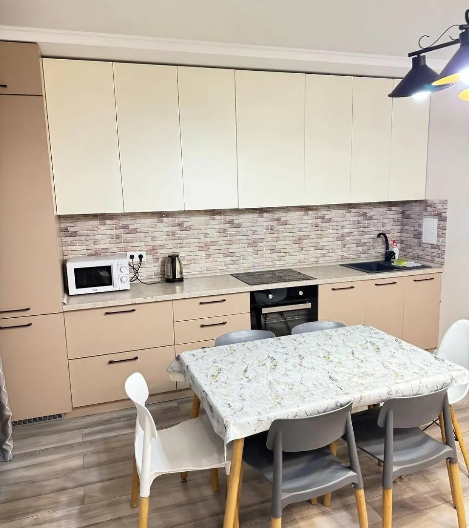 3 Room С Видом На Горы Возле Мега Парка Арбат Almaty